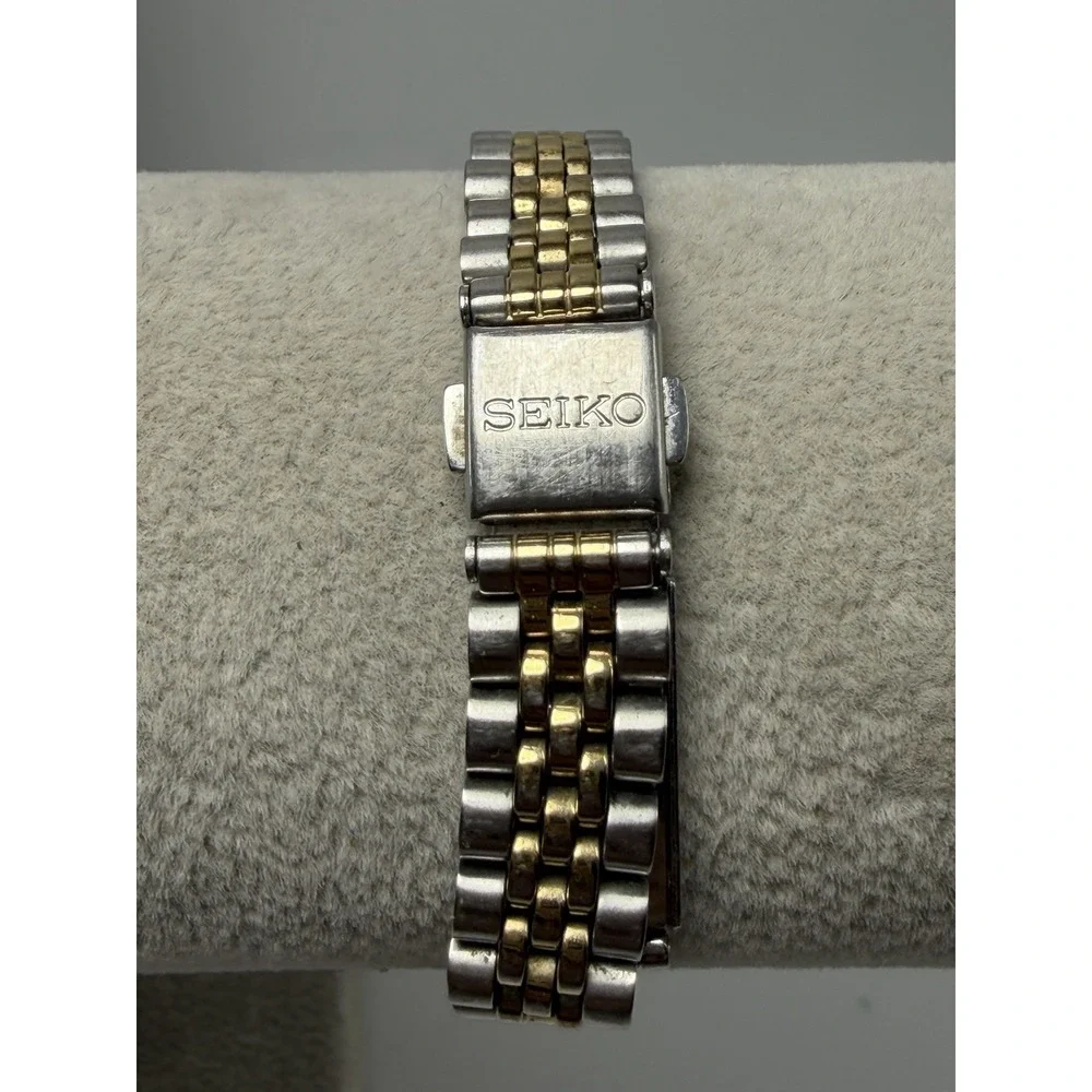 Scratched Seiko V117-0AN0 Working Ladies Solar MOP Watch 25MM 7